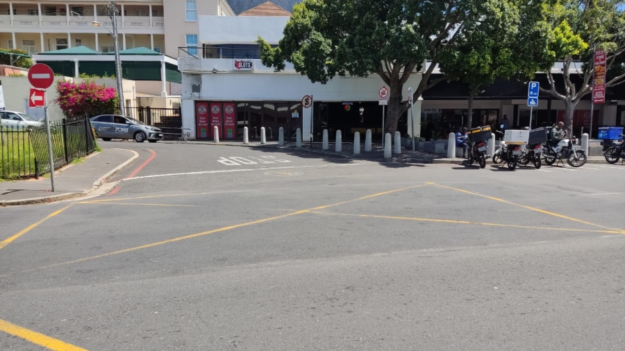 To Let commercial Property for Rent in Rondebosch Western Cape